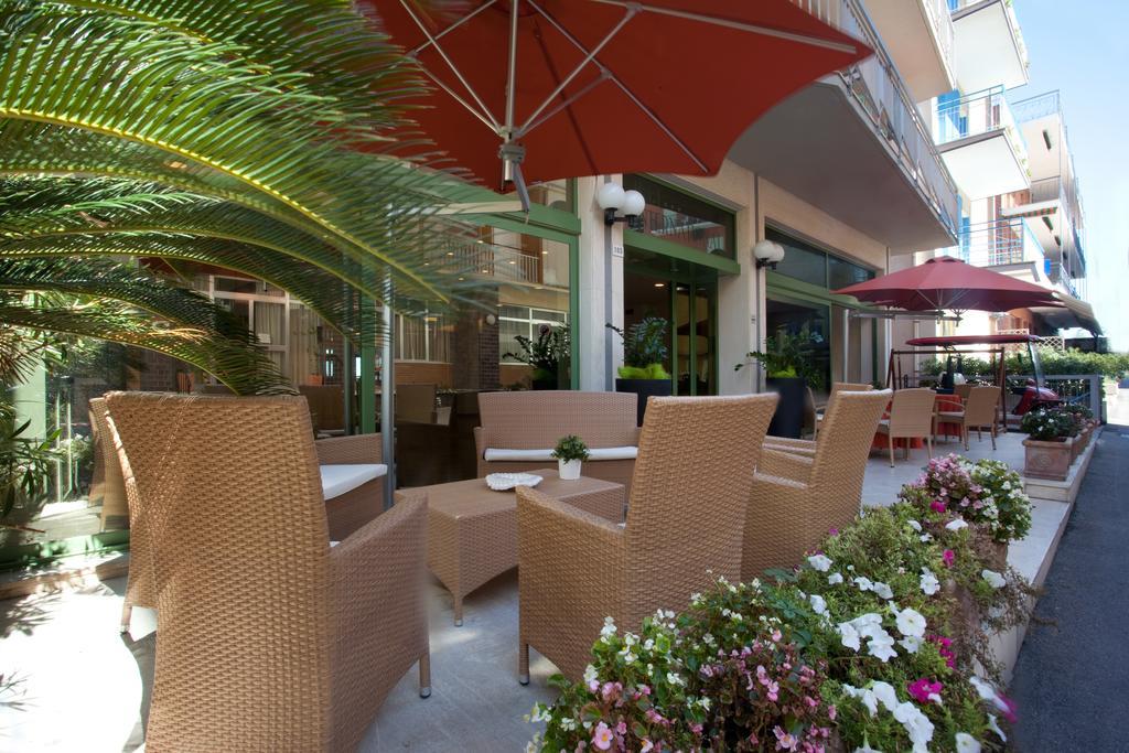 Hotel International Габичче-Маре Экстерьер фото