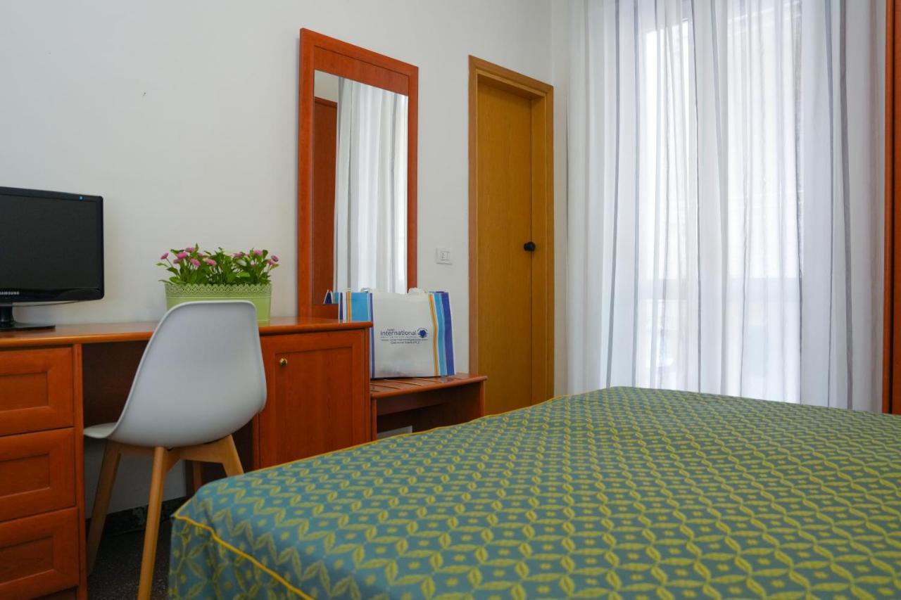Hotel International Габичче-Маре Экстерьер фото