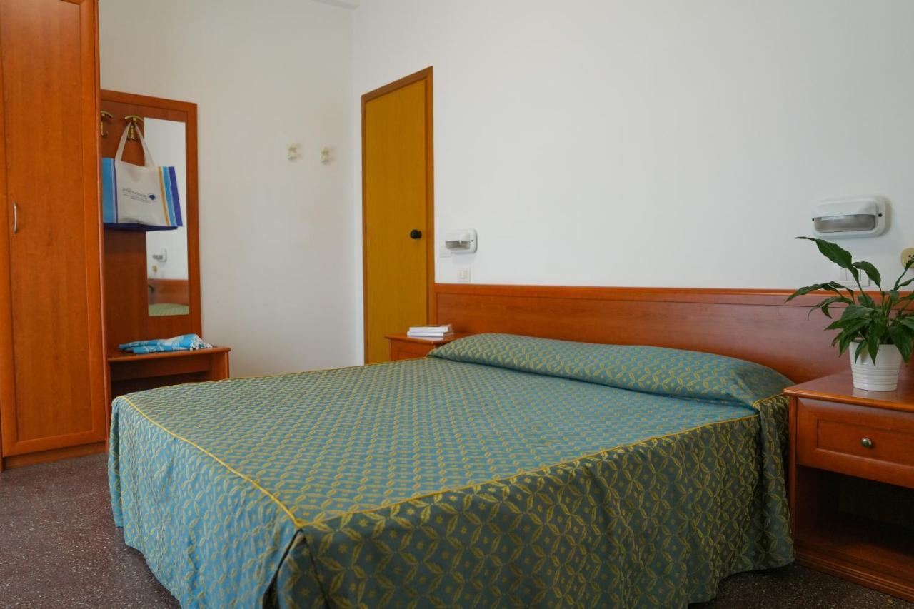 Hotel International Габичче-Маре Экстерьер фото