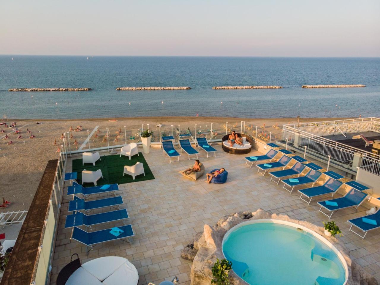 Hotel International Габичче-Маре Экстерьер фото